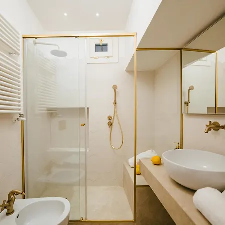 Il Tulipano Boutique * טאורמינה